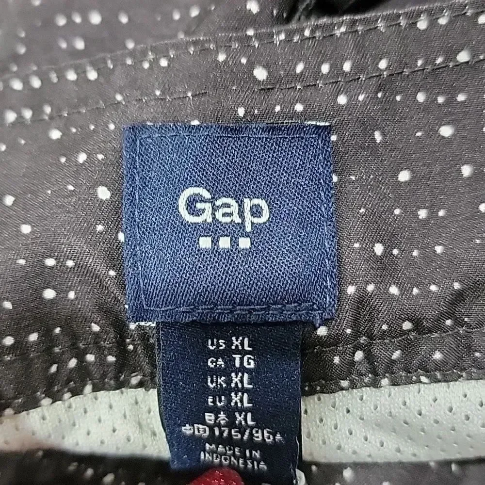 🖤 5/$20 🖤 GAP.. swimming trunks..